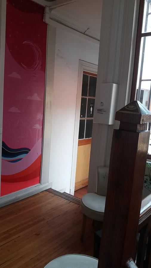 Casa Roble Hostal Boutique Сантьяго Экстерьер фото