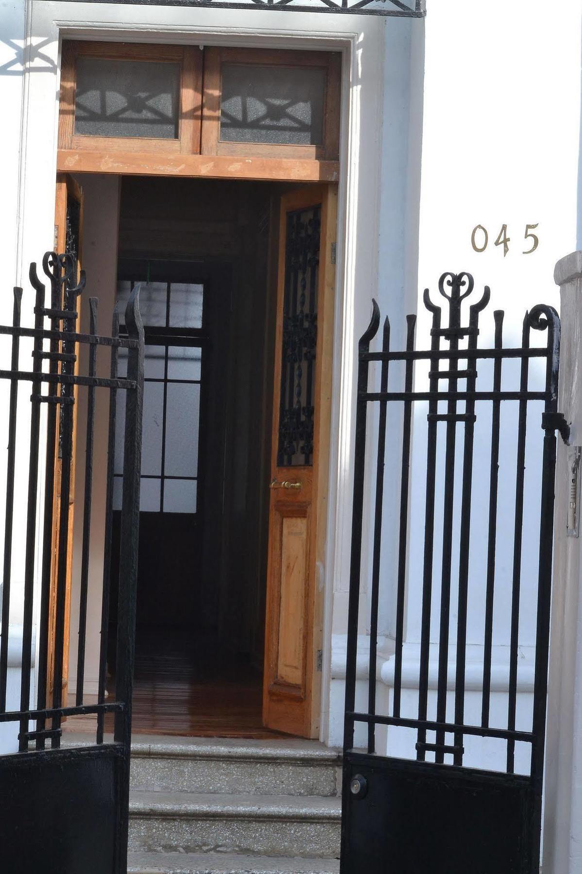 Casa Roble Hostal Boutique Сантьяго Экстерьер фото